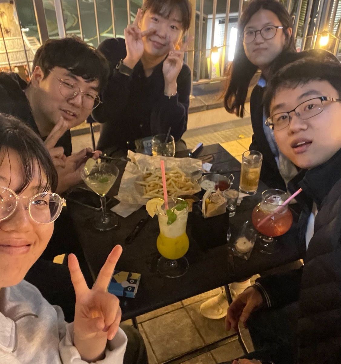 An evening out in Seoul. (photograph 3 of 4)